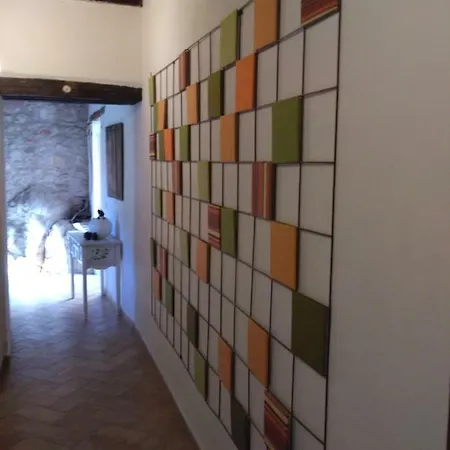 Bed & Breakfast Castello Girasole 3*